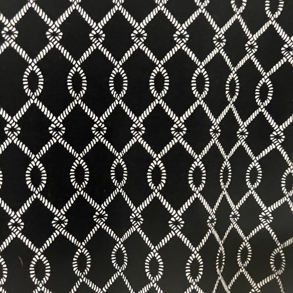 Black and white print wrap maternity dress medium - Picture 4 of 9